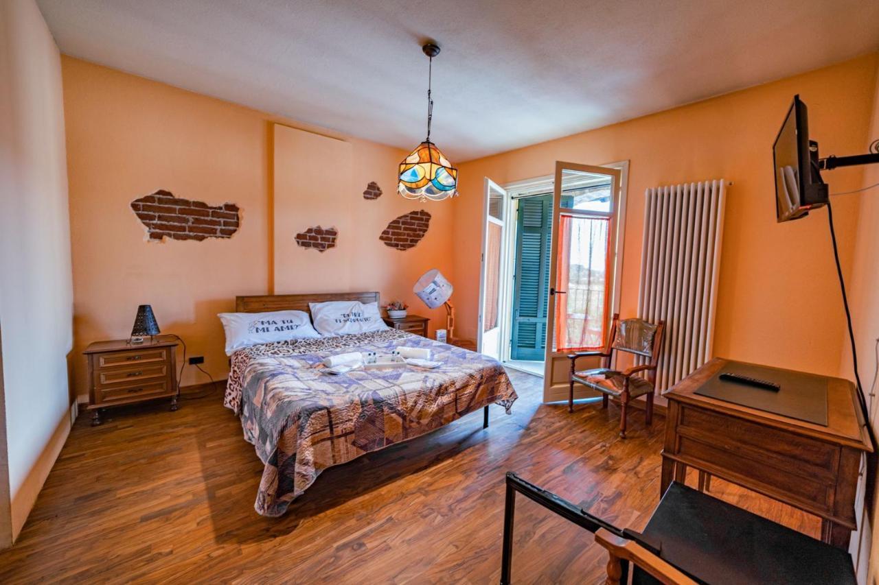 Arzigà Bed and Breakfast Chieri Buitenkant foto